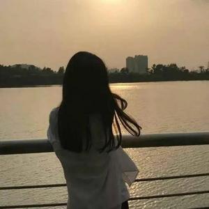 女人张开腿涩涩㊙️
